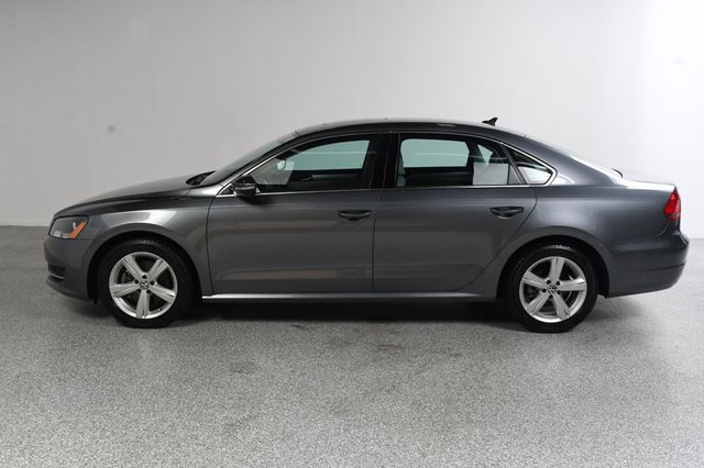 2012 Volkswagen Passat 4dr Sedan 2.5L Automatic SE w/Sunroof - 23060813 - 3