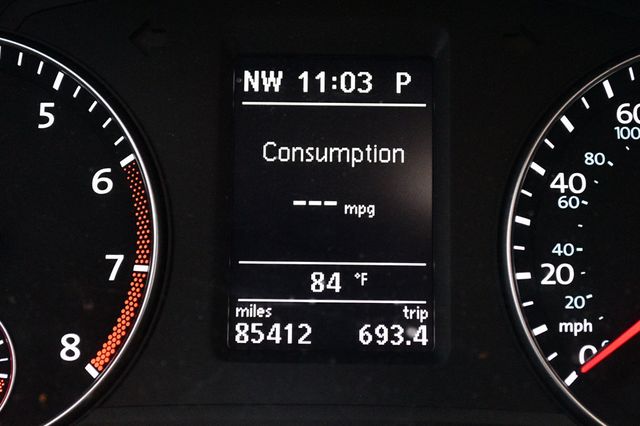 2012 Volkswagen Passat 4dr Sedan 2.5L Automatic SE w/Sunroof - 23060813 - 44