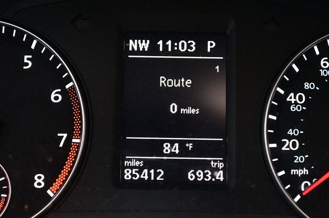 2012 Volkswagen Passat 4dr Sedan 2.5L Automatic SE w/Sunroof - 23060813 - 46