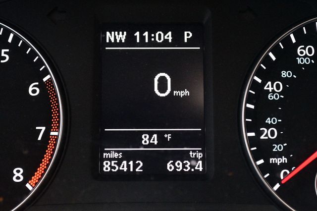 2012 Volkswagen Passat 4dr Sedan 2.5L Automatic SE w/Sunroof - 23060813 - 48