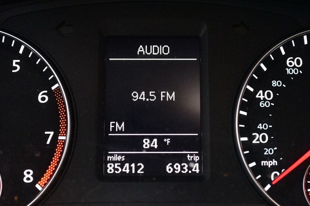 2012 Volkswagen Passat 4dr Sedan 2.5L Automatic SE w/Sunroof - 23060813 - 49