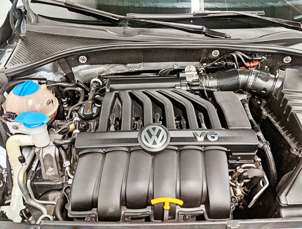 2012 Volkswagen Passat 4dr Sedan 3.6L V6 DSG SE w/Sunroof & Nav - 22282931 - 51