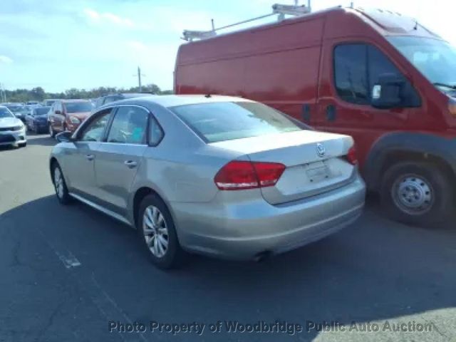 2012 Volkswagen Passat S - 23093044 - 1