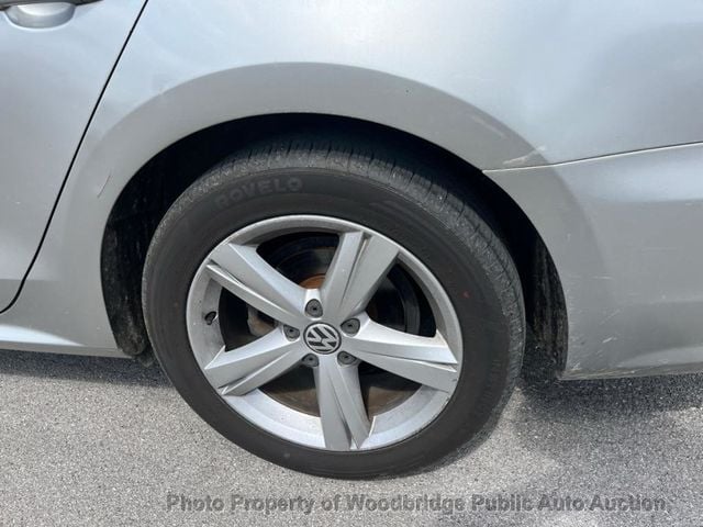2012 Volkswagen Passat SE - 23008925 - 13