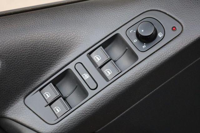 2012 Volkswagen Tiguan  - 22931682 - 29