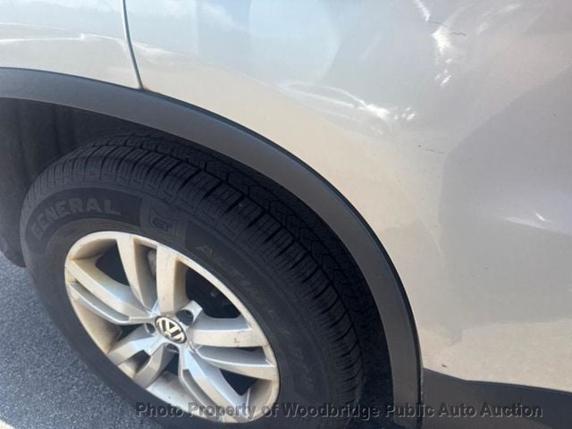 2012 Volkswagen Tiguan 4-Motion - 23056137 - 19