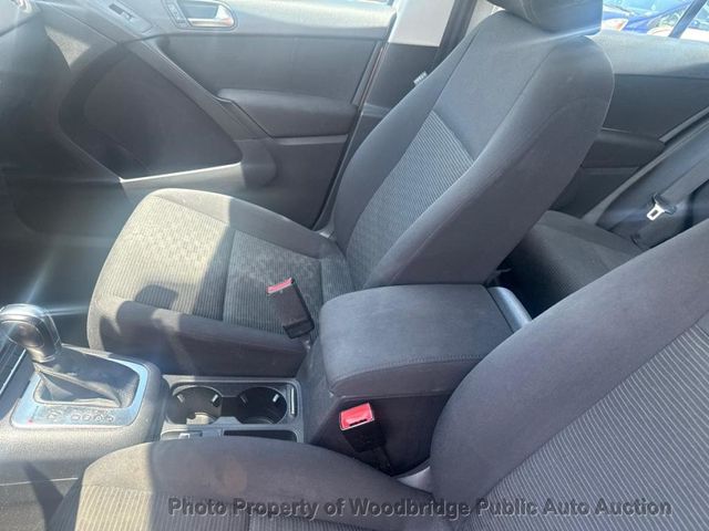 2012 Volkswagen Tiguan 4-Motion - 23056137 - 6