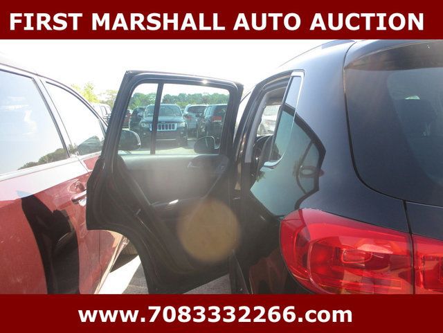 2012 Volkswagen Tiguan 4WD 4dr Automatic S - 22921363 - 3