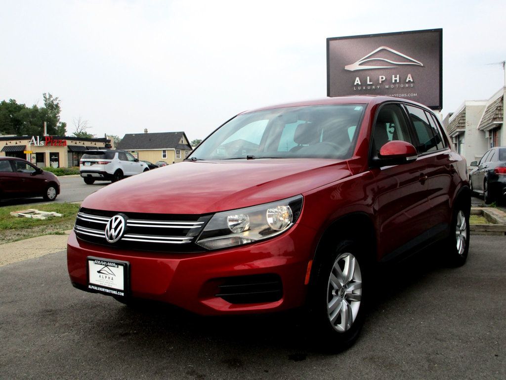 2012 Volkswagen Tiguan SEL photo 3