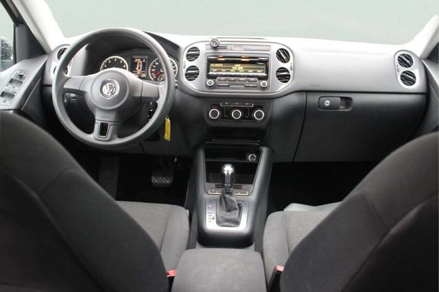 2012 Volkswagen Tiguan S 4Motion AWD 4dr SUV - 22995214 - 7