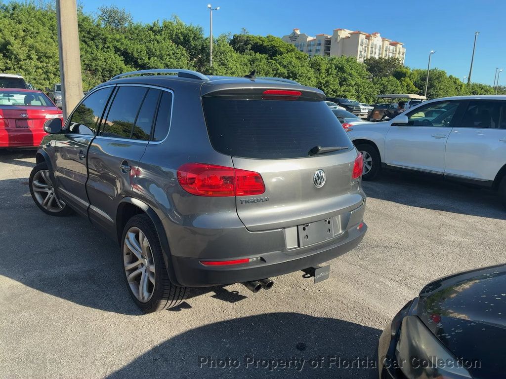 2012 Volkswagen Tiguan SEL photo 3