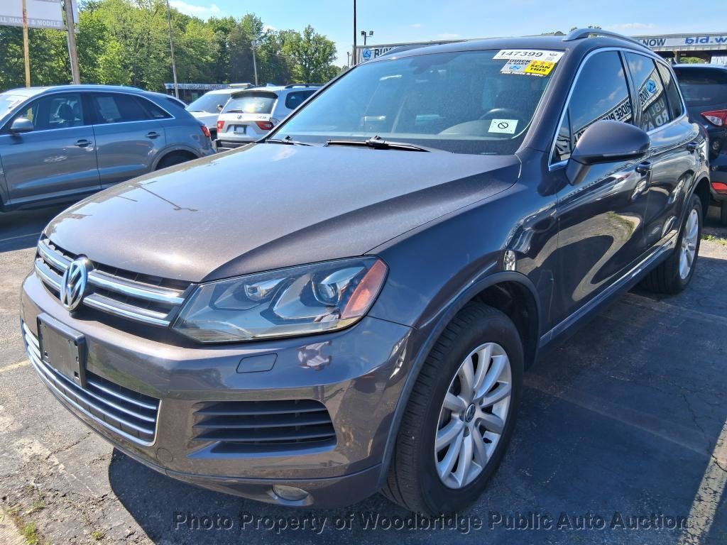 2012 Volkswagen Touareg 4dr VR6 Sport - 23049757 | Video 1