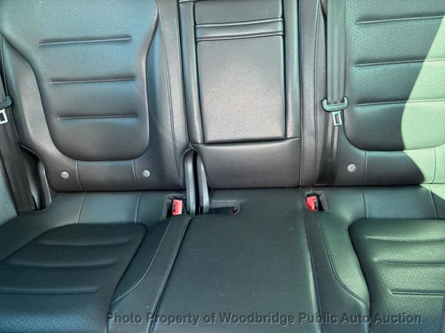 2012 Volkswagen Touareg 4dr VR6 Sport - 23049757 - 17