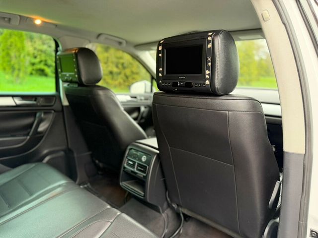 2012 Volkswagen Touareg 4dr VR6 Sport w/Nav - 23002549 - 19