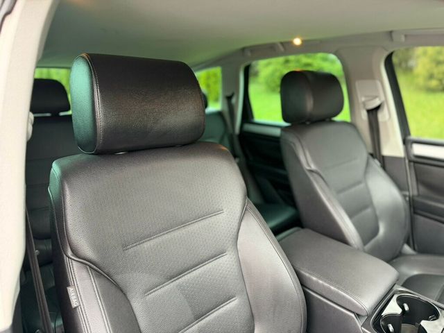 2012 Volkswagen Touareg 4dr VR6 Sport w/Nav - 23002549 - 20