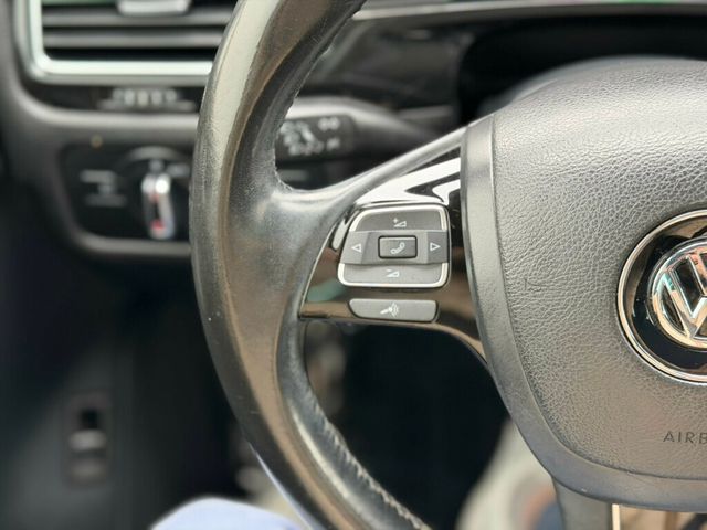 2012 Volkswagen Touareg 4dr VR6 Sport w/Nav - 23002549 - 24