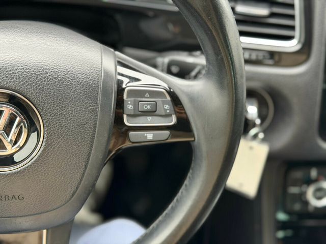 2012 Volkswagen Touareg 4dr VR6 Sport w/Nav - 23002549 - 25