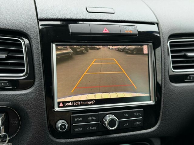 2012 Volkswagen Touareg 4dr VR6 Sport w/Nav - 23002549 - 28