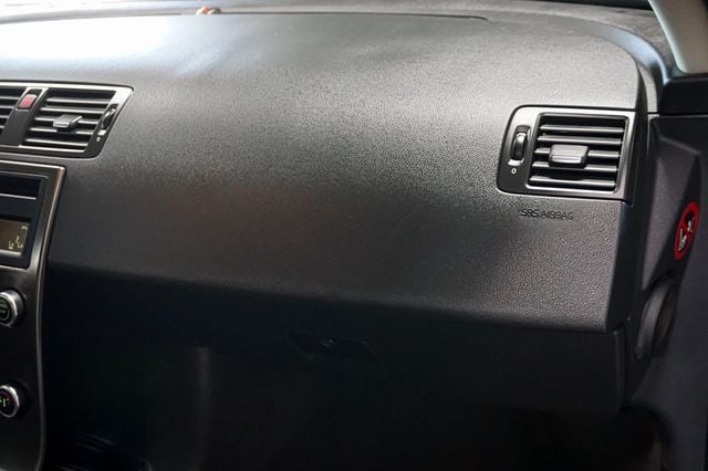 2012 Volvo C30 *T5* *R-Design Premier Plus* *6-Speed Manual* *1-Owner* - 23051024 - 27