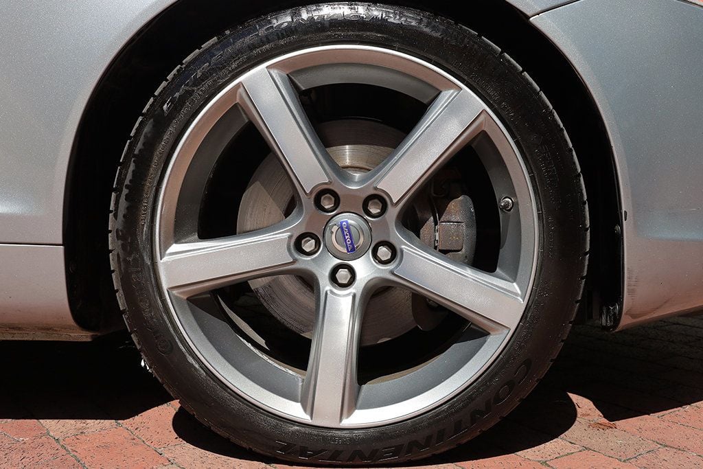 2012 Volvo C70 T5 photo 37
