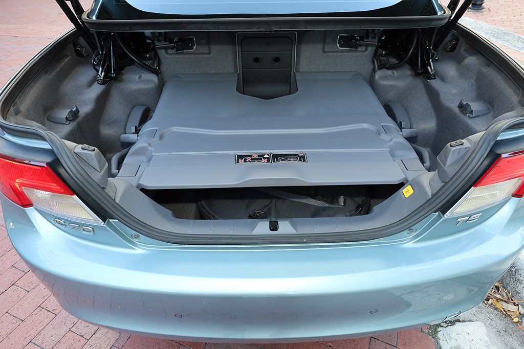 2012 Volvo C70 2dr Convertible T5 Platinum - 22939628 - 47