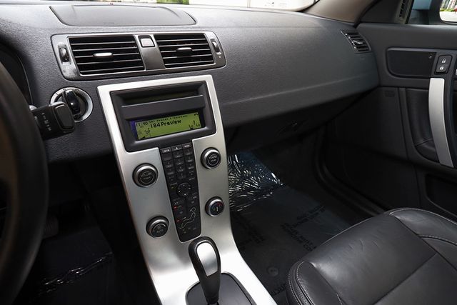 2012 Volvo C70 2dr Convertible T5 Premier Plus - 23061155 - 32