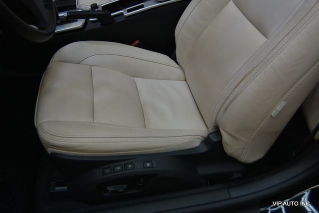 2012 Volvo C70 T5 - 22939239 - 18