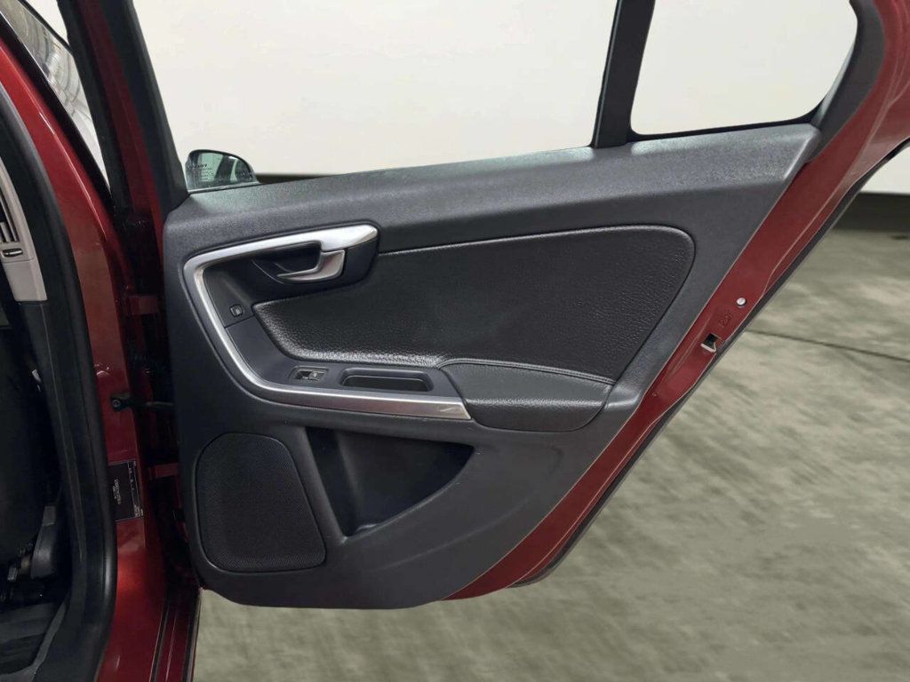 2012 Volvo S60 T5 4dr Sedan - 22993329 - 15