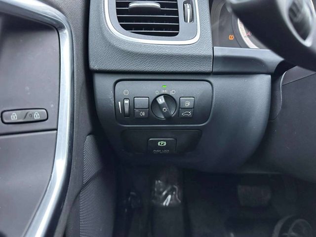 2012 Volvo S60 T5 4dr Sedan - 22993946 - 23