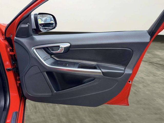 2012 Volvo S60 T6 R Design AWD 4dr Sedan - 23011870 - 24