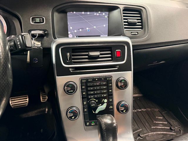 2012 Volvo S60 T6 R Design AWD 4dr Sedan - 23011870 - 32