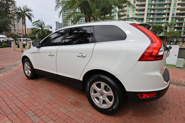 2012 Volvo XC60 FWD 4dr 3.2L Premier Plus - 22609390 - 17