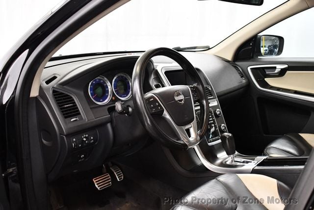 2012 Volvo XC60 T6 AWD Auto's photo