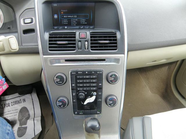 2012 Volvo XC60 T6 AWD - 23089157 - 9