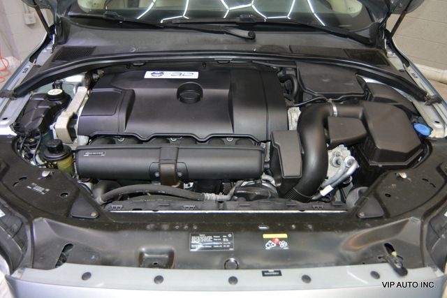 2012 Volvo XC70 FWD 4dr Wagon 3.2L Premier - 23022906 - 32