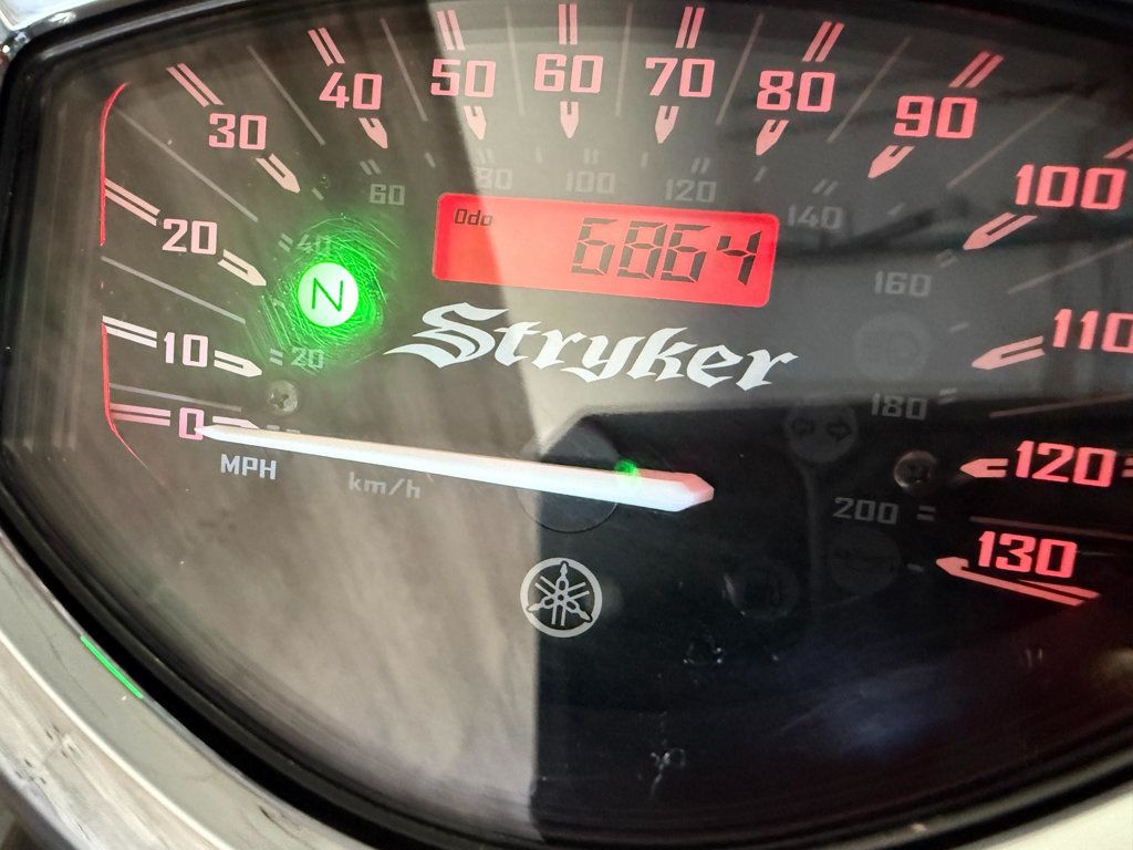 2012 Yamaha Stryker 1300 LOW MILES! - 22944966 - 9