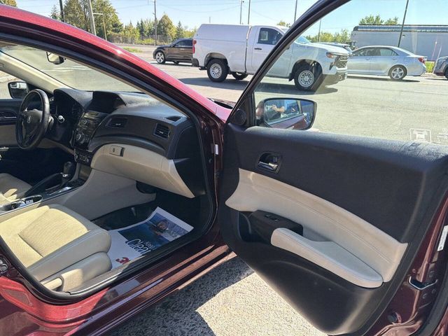 2013 Acura ILX 4dr Sedan 2.0L Premium Pkg - 23079548 - 8
