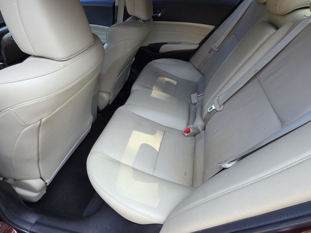 2013 Acura ILX 2.0L Technology photo 9