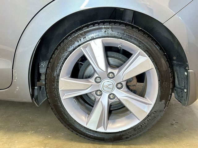 2013 Acura ILX 4dr Sedan 2.0L Tech Pkg - 23039319 - 40