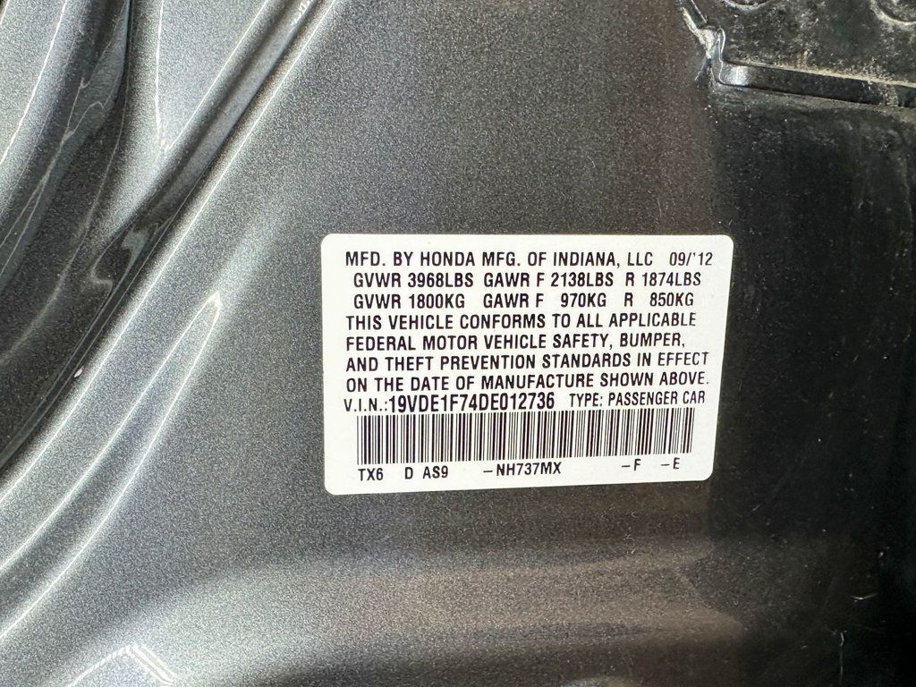 2013 Acura ILX 4dr Sedan 2.0L Tech Pkg - 23039319 - 41