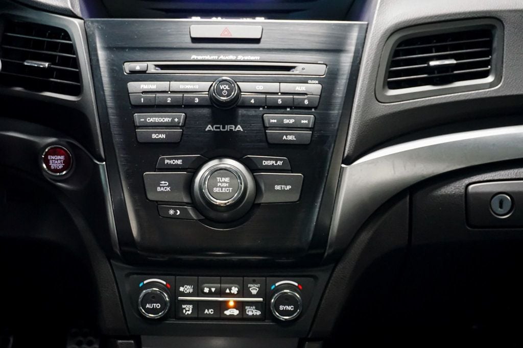 2013 Acura ILX 2.4L Premium photo 20
