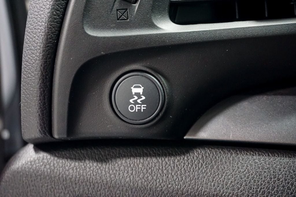 2013 Acura ILX 2.4L Premium photo 24