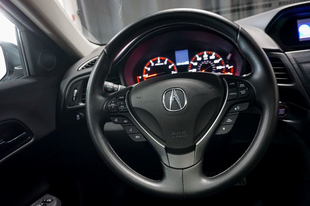 2013 Acura ILX 2.4L Premium photo 28