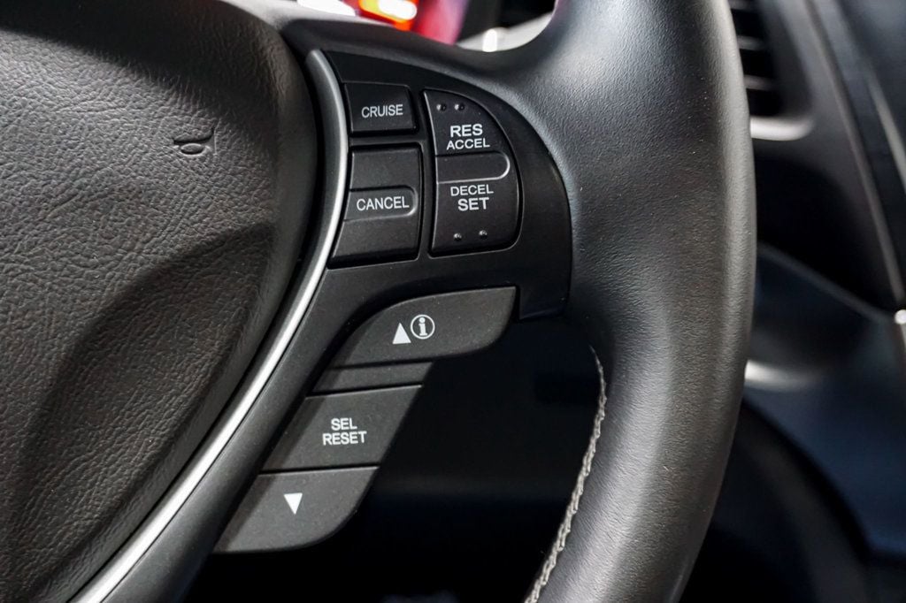 2013 Acura ILX 2.4L Premium photo 54