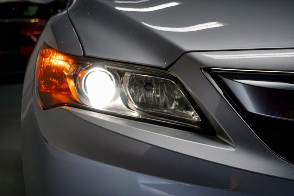 2013 Acura ILX 2.4L Premium photo 59