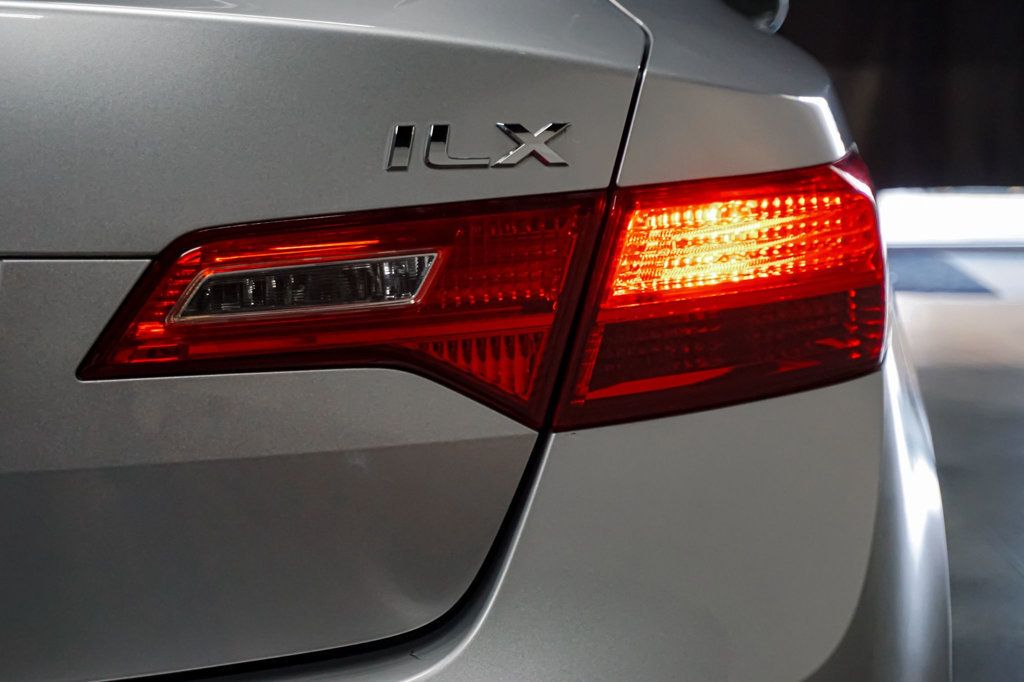 2013 Acura ILX 2.4L Premium photo 62