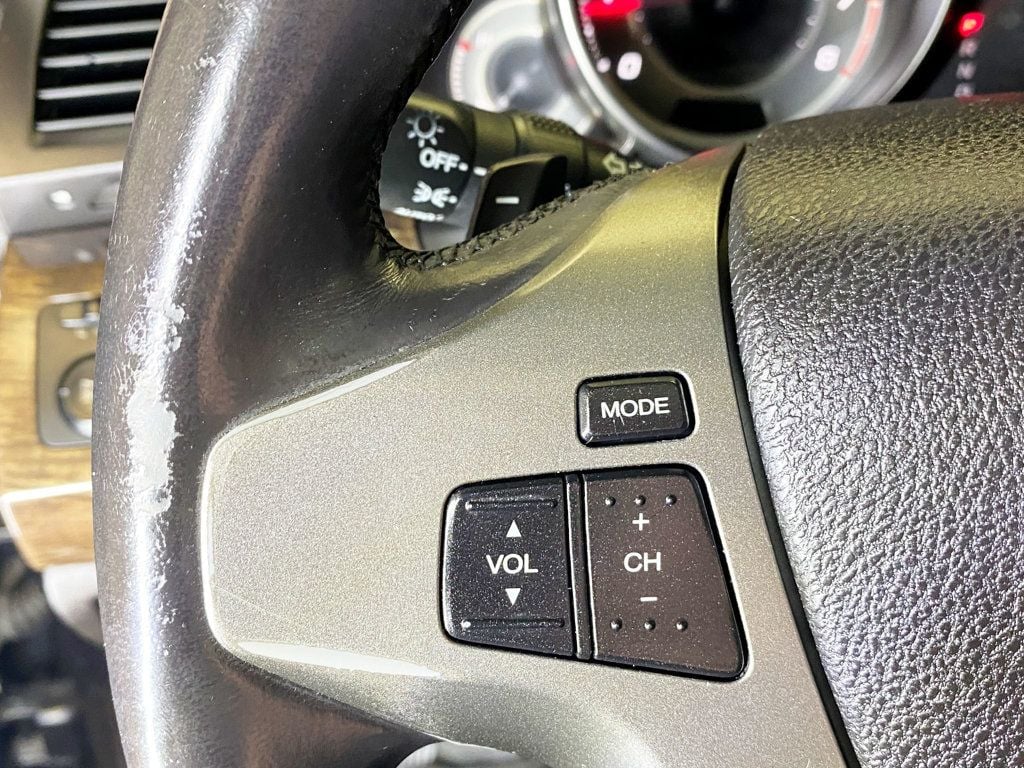 2013 Acura MDX AWD 4dr Tech Pkg - 22924012 - 28