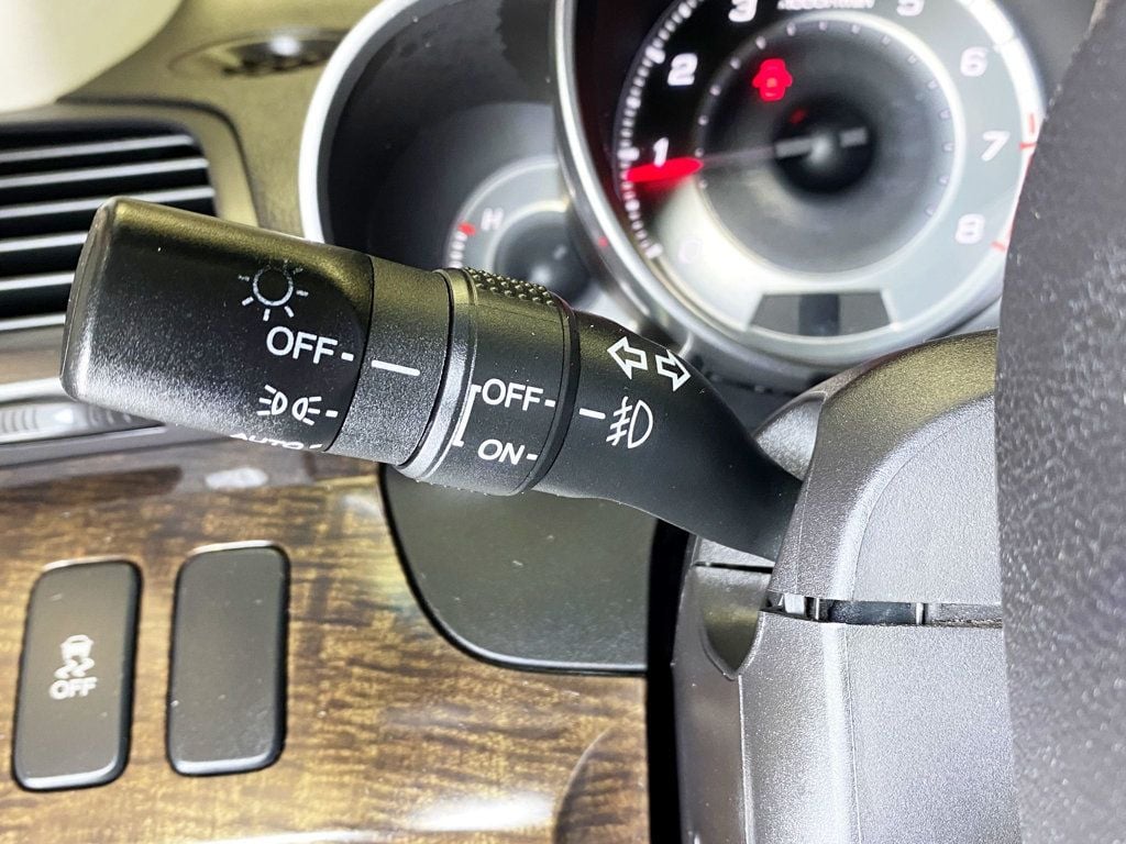 2013 Acura MDX AWD 4dr Tech Pkg - 22924012 - 30