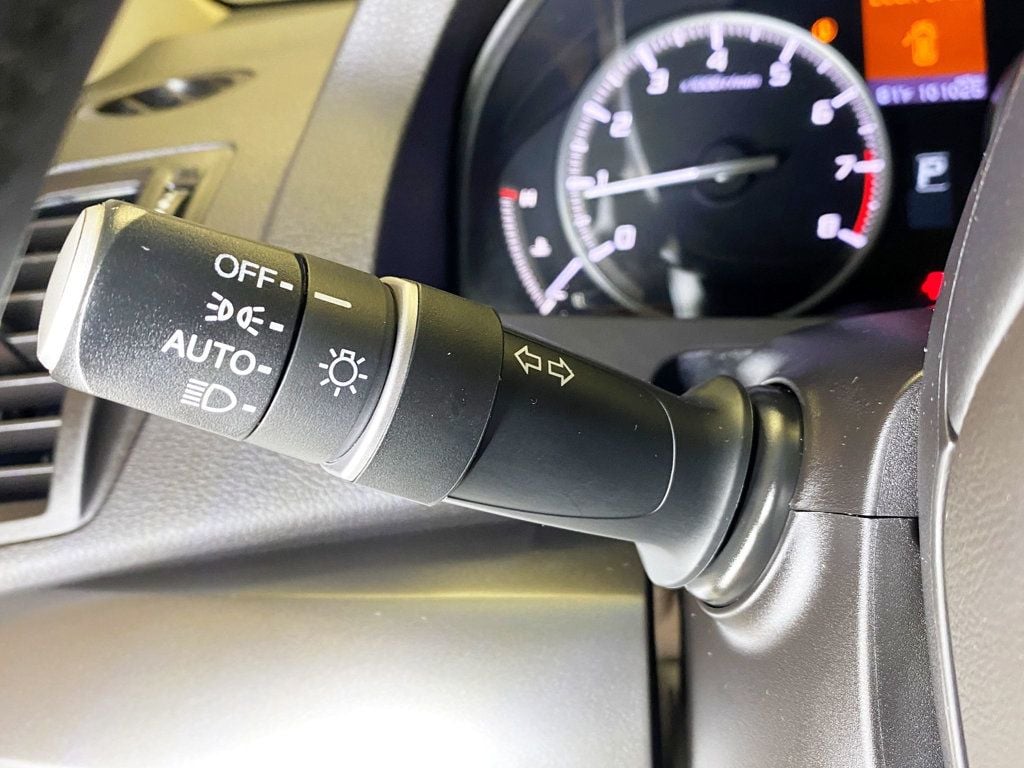 2013 Acura RDX Base photo 25