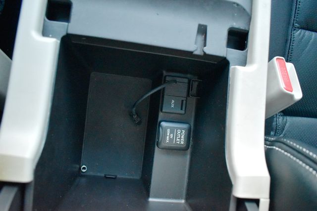 2013 Acura TL 4dr Sedan Automatic 2WD - 22957399 - 33